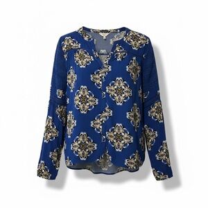 Crown & Ivy Blue Floral‎ Crochet Sleeve Blouse 1X Boho Peasant Top